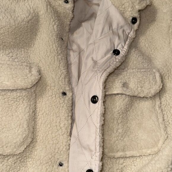 Express XL Ivory Cream Sherpa Teddy Shacket Shirt Jacket - Picture 13 of 14